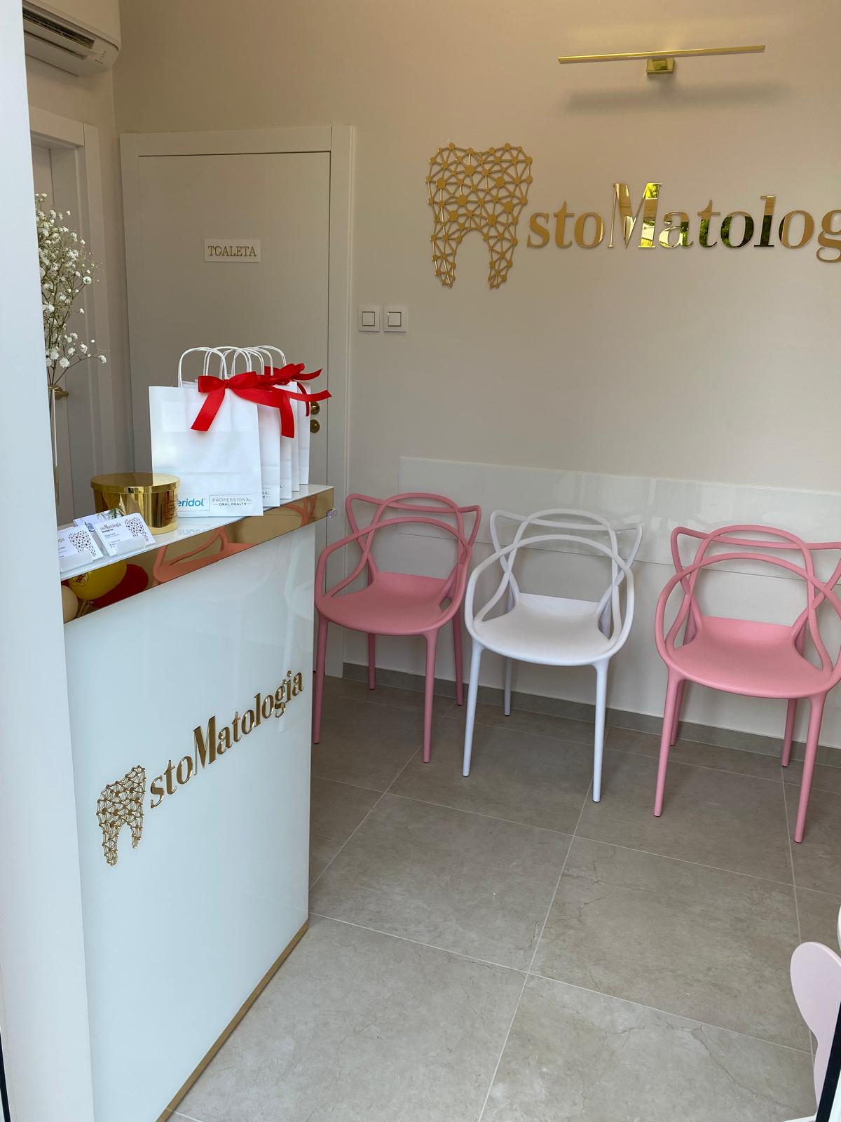 Recepcja gabinetu Stomatologia Marlena Sołtysik-Drebot Recepcja gabinetu stomatologicznego Marlena Sołtysik-Drebot